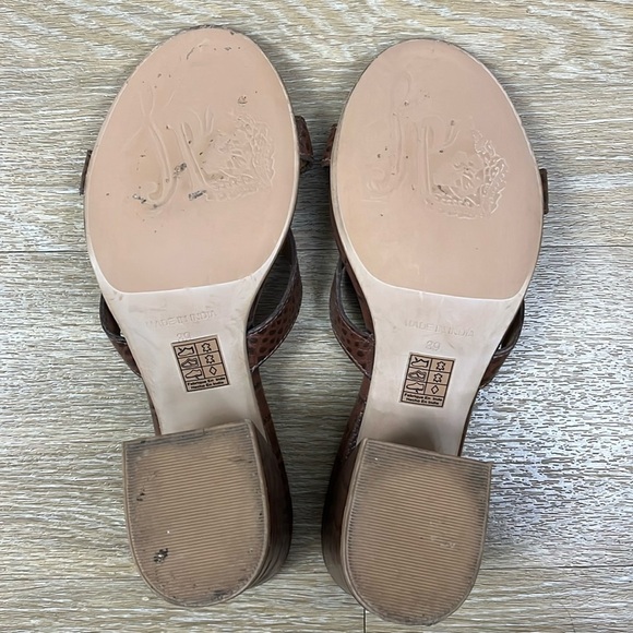 Free People Charlie V Brown Croc-Embossed Leather Block Heel Sandals size 39 - Picture 10 of 11